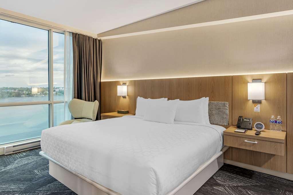 Clarion Lakeside Inn & Conference Centre Kenora Room photo